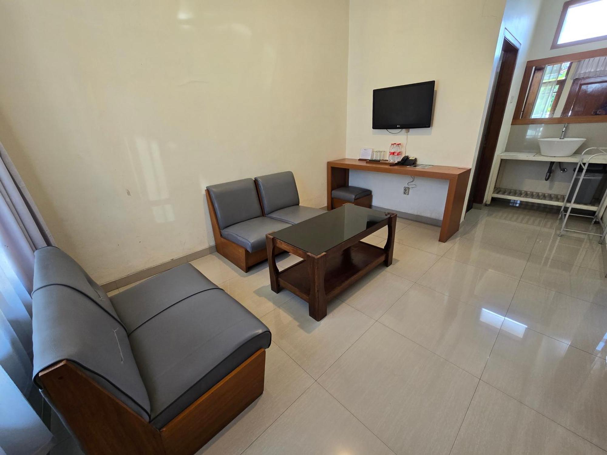 Kusma Hotel Bandungan Semarang Bagian luar foto