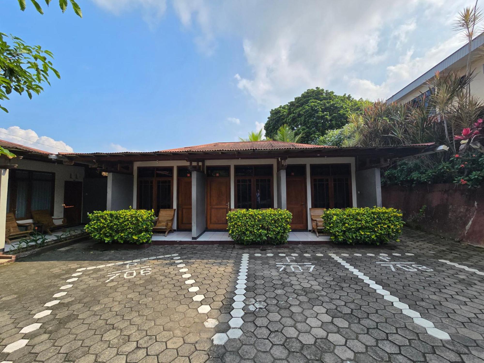 Kusma Hotel Bandungan Semarang Bagian luar foto