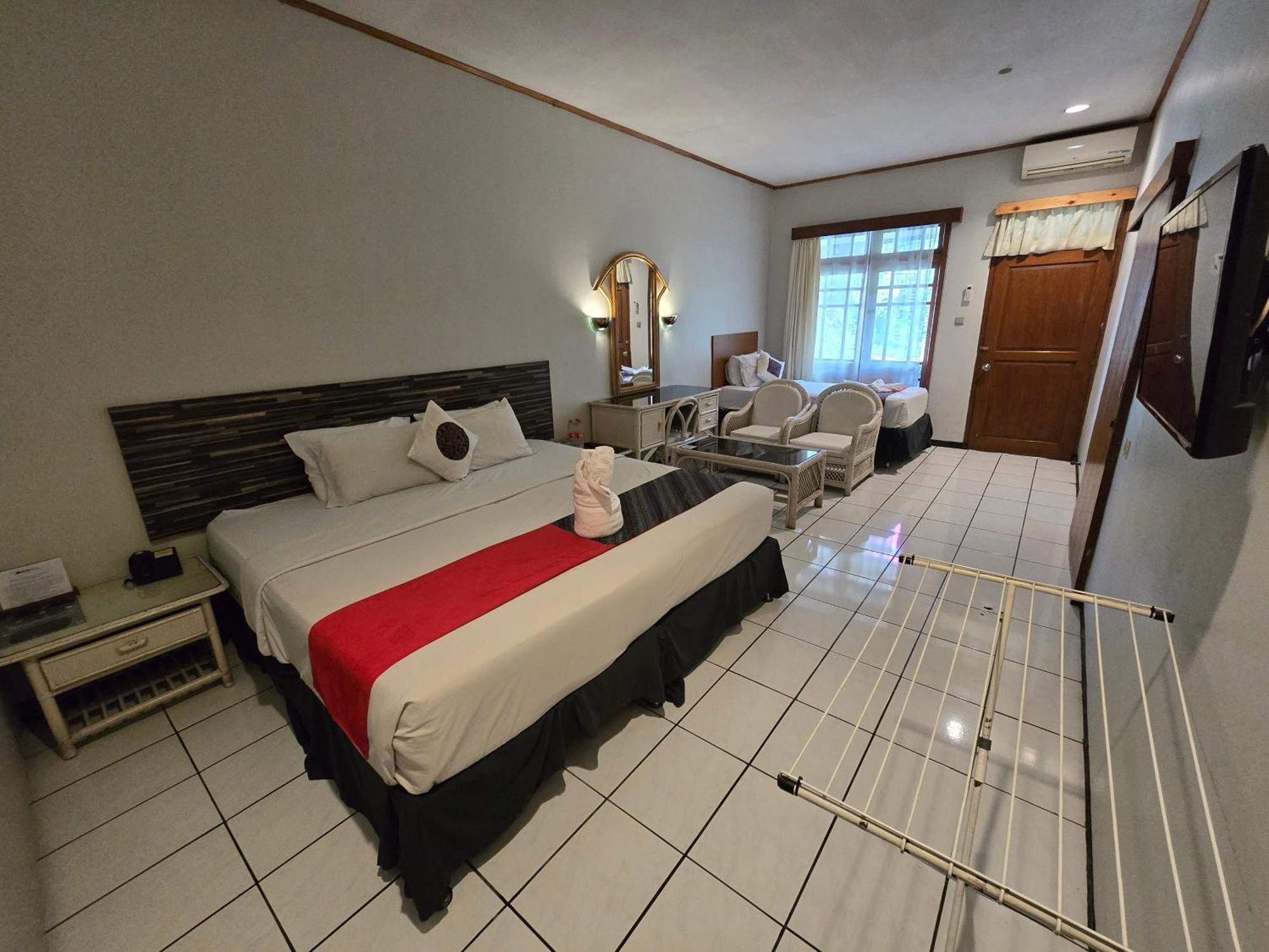 Kusma Hotel Bandungan Semarang Bagian luar foto